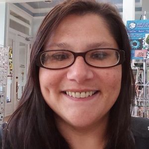 Meet your Posher, Lisa